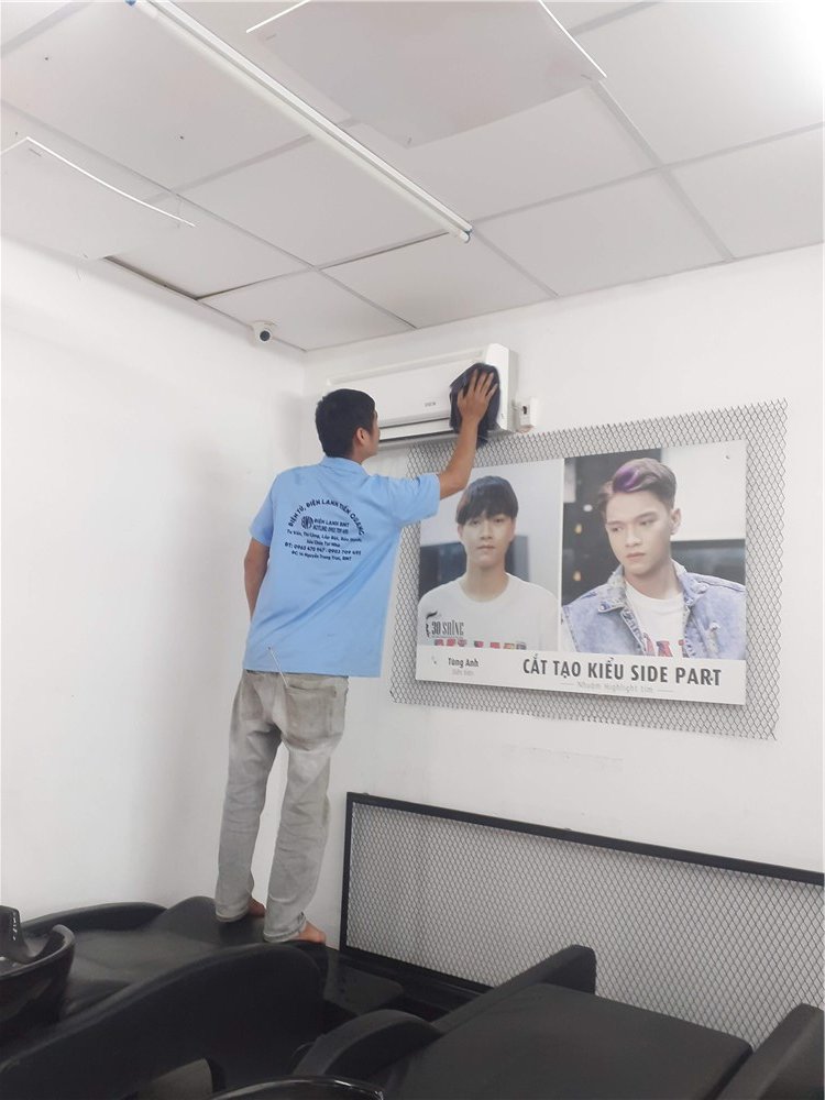 Vệ sinh máy lạnh tận nơi, uy tín
