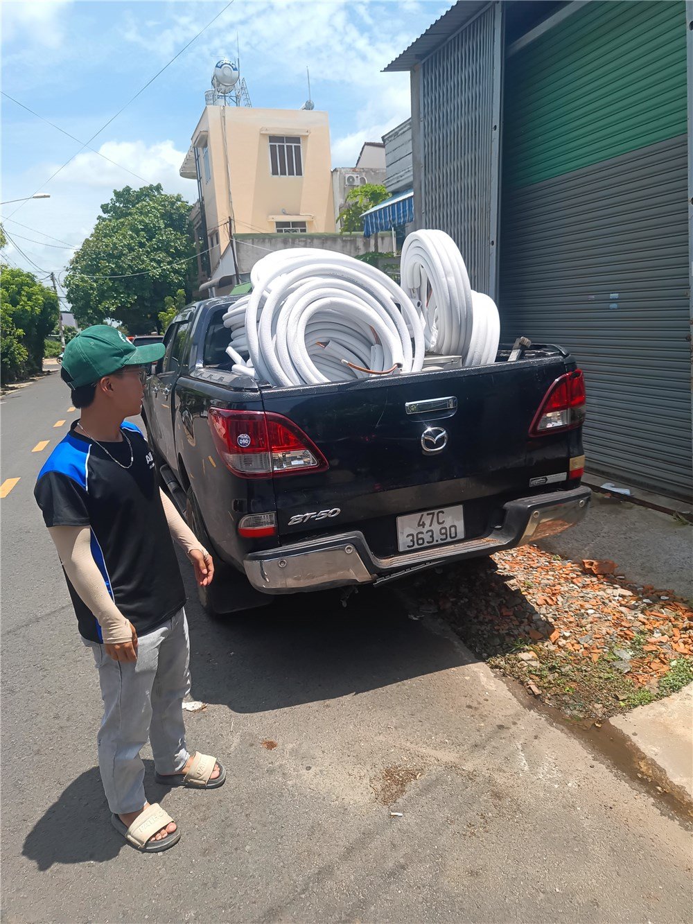 Lắp đặt máy lạnh tận nơi tại BMT với đầy đủ vật tư
