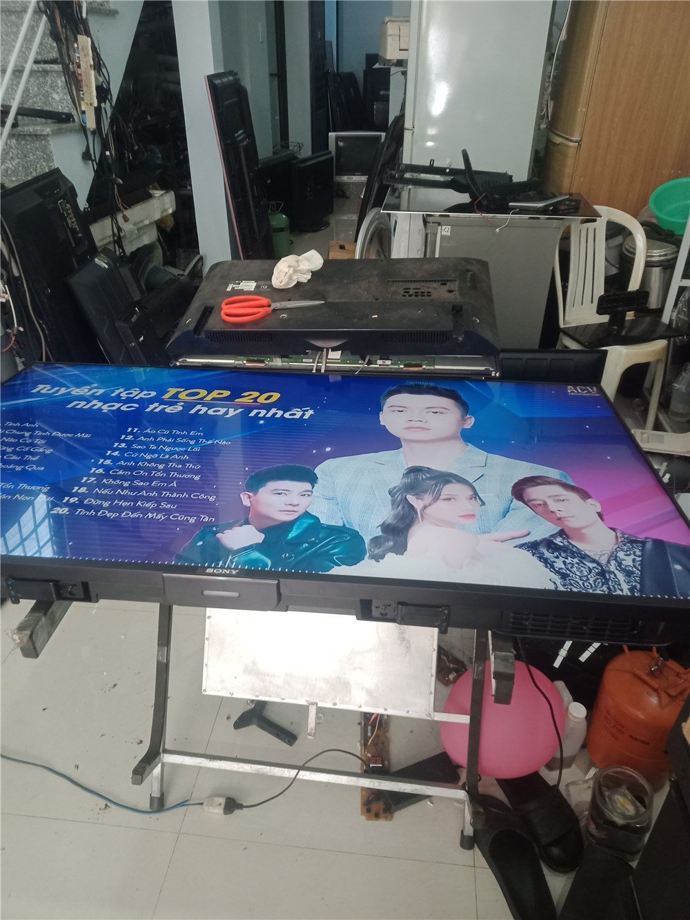 Sửa tivi bị chồng hình / nhảy hình / hai hình tại Buôn Ma Thuột