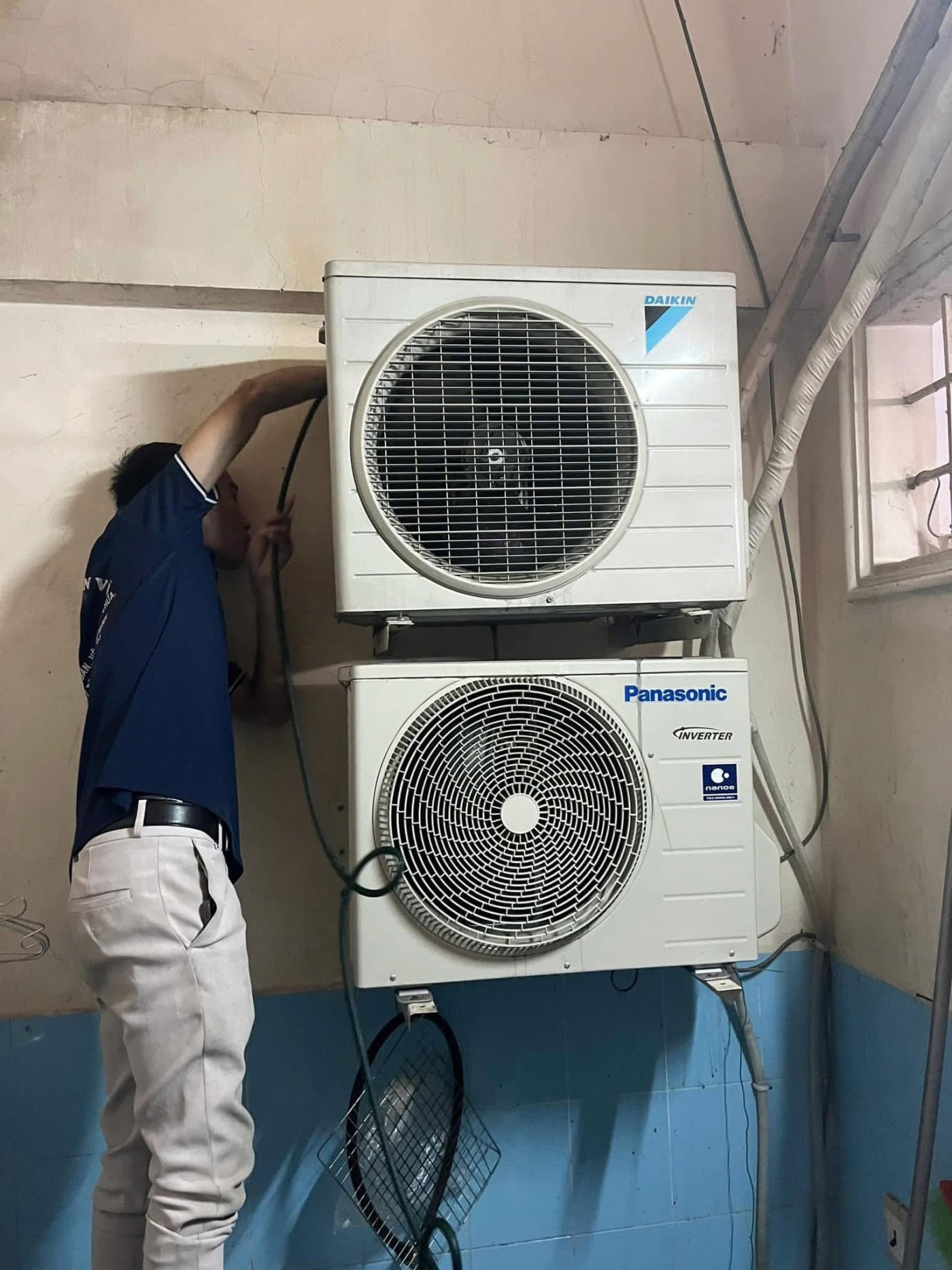 Vệ sinh và bơm gas máy lạnh